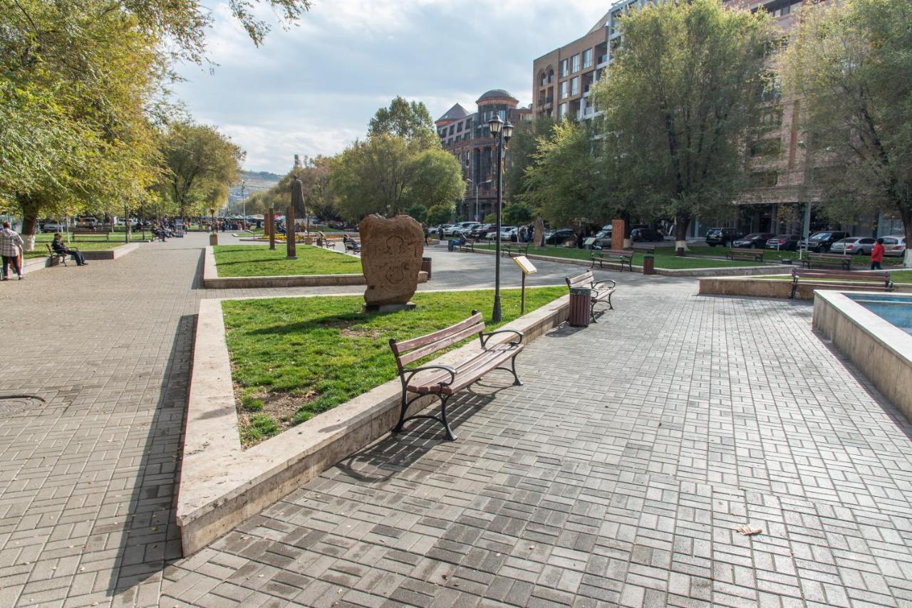 Umba Apartment N1 - 2 Bedrooms Yerevan Luaran gambar